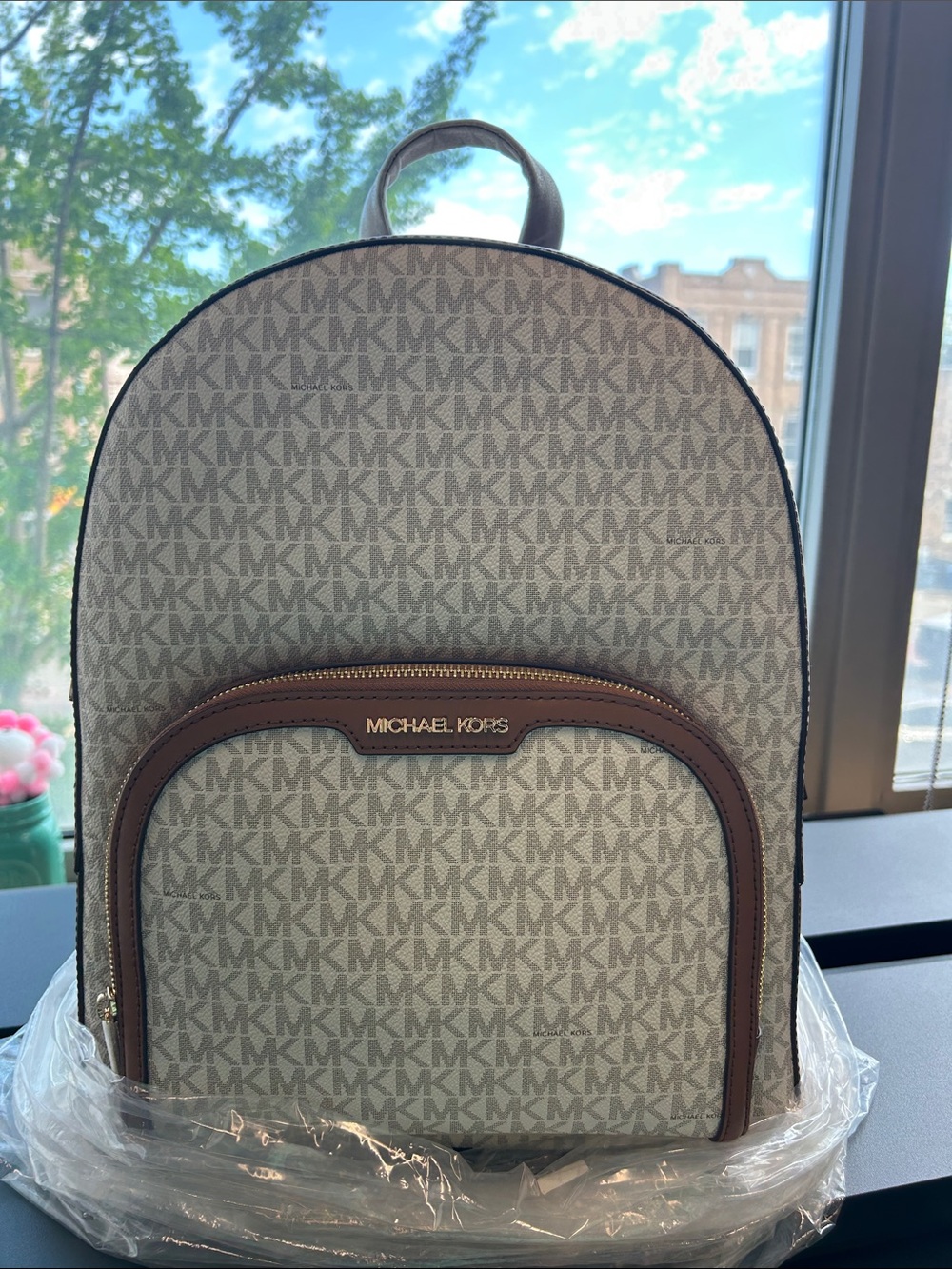 Michael Kors Tan Beige Logo Backpack with Brown Trim - Picture 2 of 7